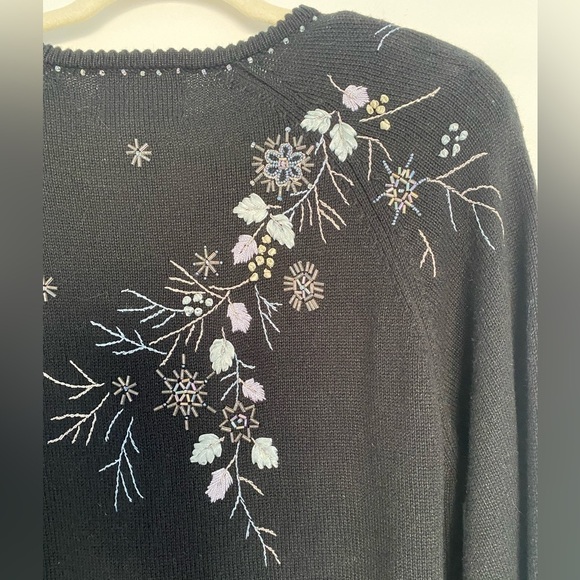 Stitches in Time Sweater Medium Black Embroidered Embellished Floral Cardigan - Picture 5 of 15